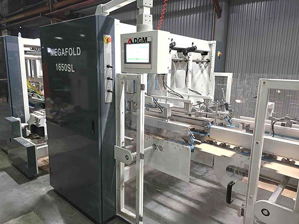 Фальцевально-склеивающая машина для гофрокартона, 6 точек, DGM MEGAFOLD 1650SL в Нижегородской области
