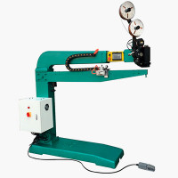 Полуавтоматическая машина для сшивания гофрокоробов скобами