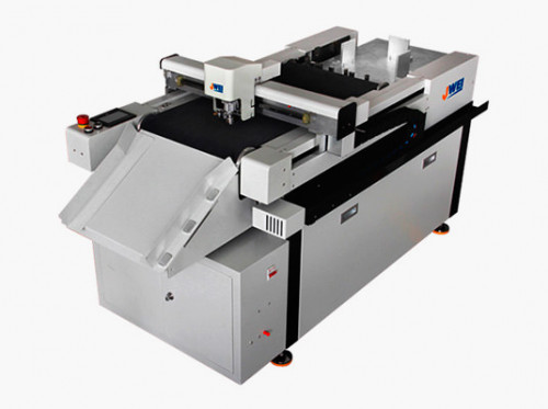 Режущий плоттер формата А3 Режущий плоттер формата А3