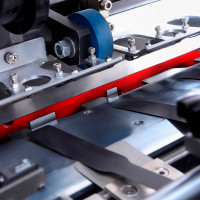 Автоматический плоско-высекальный пресс