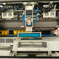 Автоматическая цифровая машина для биговки, рилевки и плоттерной резки листов гофрокартона