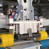 Автоматическая цифровая машина для биговки, рилевки и плоттерной резки листов гофрокартона