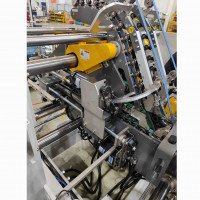 Отбраковщик верхними ремнями